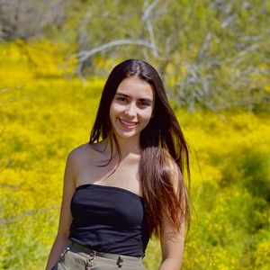 Meet your Posher, Elisa